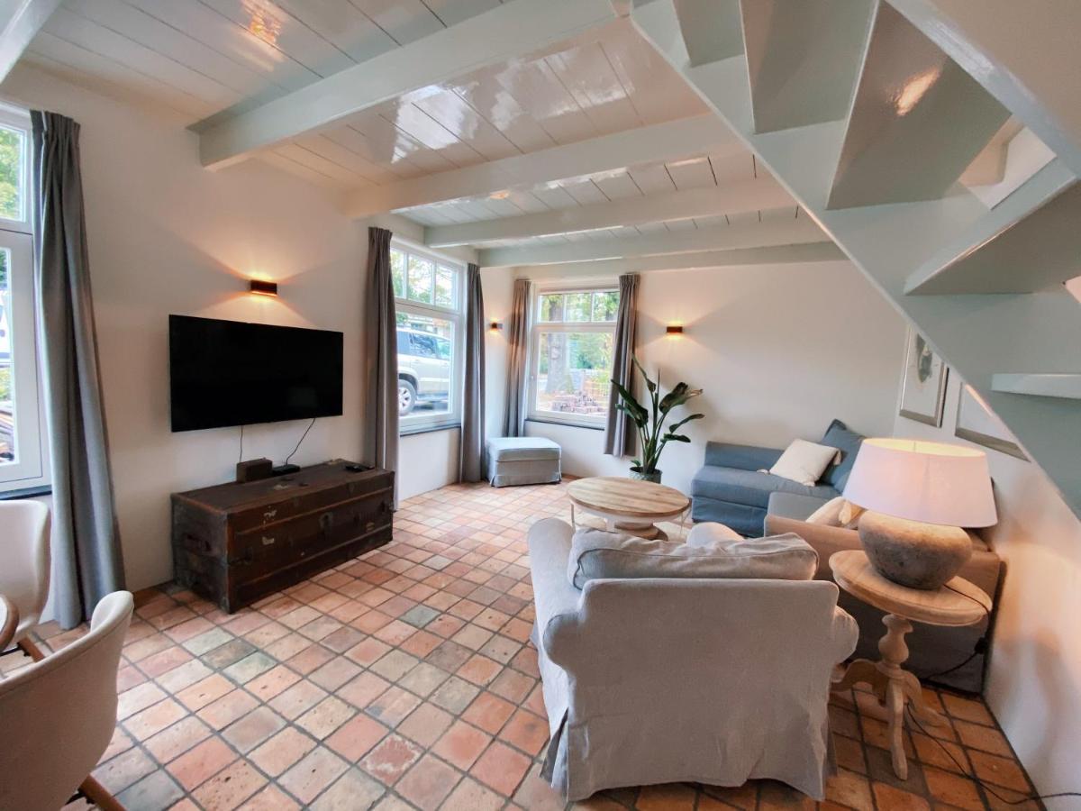 Cozy Historical Cottage วัสเซนนาร์ ภายนอก รูปภาพ